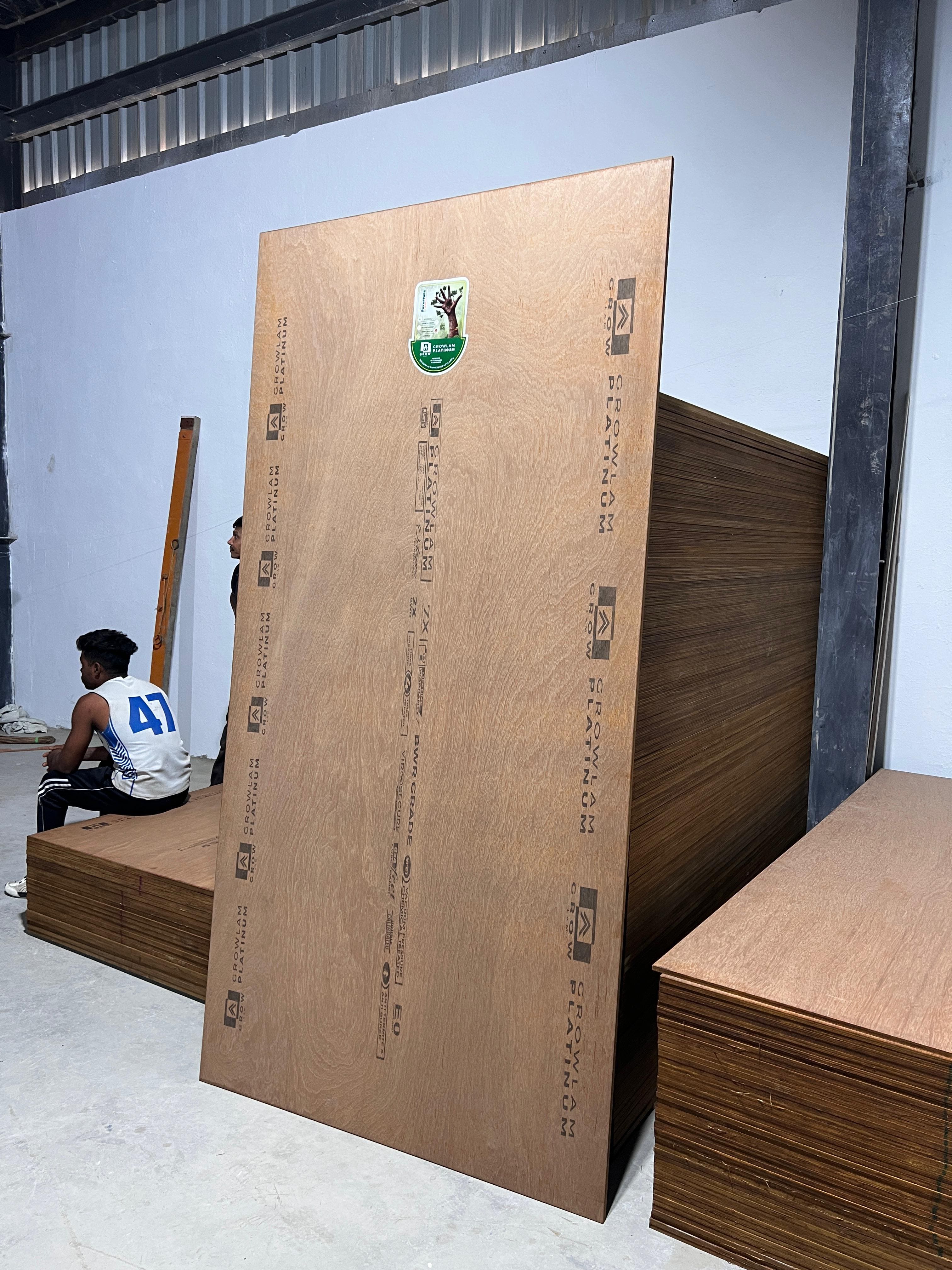 Growlam Plywood